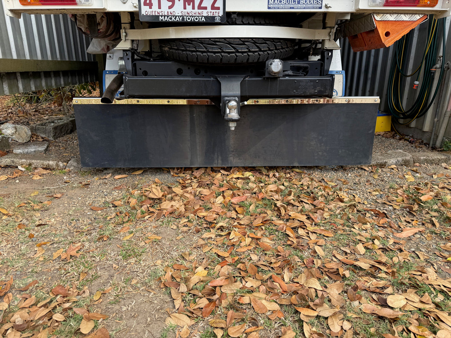 Stainless Mudflap Brackets (VDJ79)