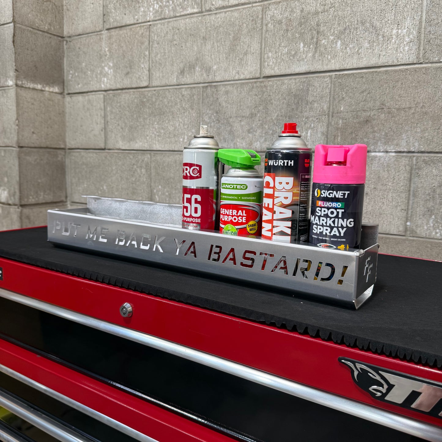 Large Spray Can Holder (8 CANS)