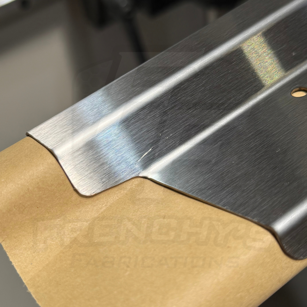 SINGLE CAB Stainless Steel Sill Trims - Suitable for use with 70 Series LandCruiser (4B Polished Finish/ 1x Engraved)