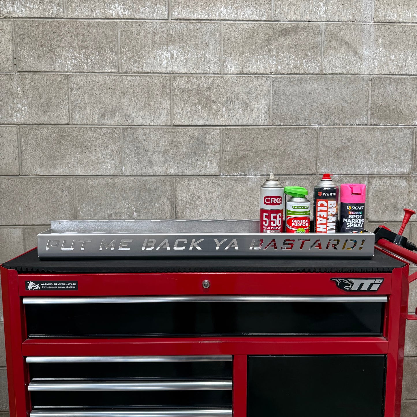 Extra Large Spray Can Holder (12 CANS)