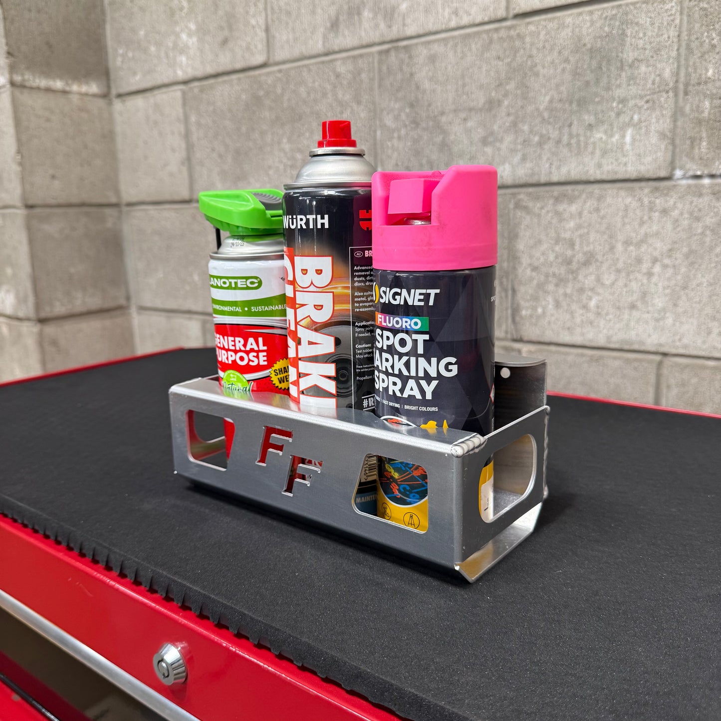 Small Spray Can Holder (3 CANS)